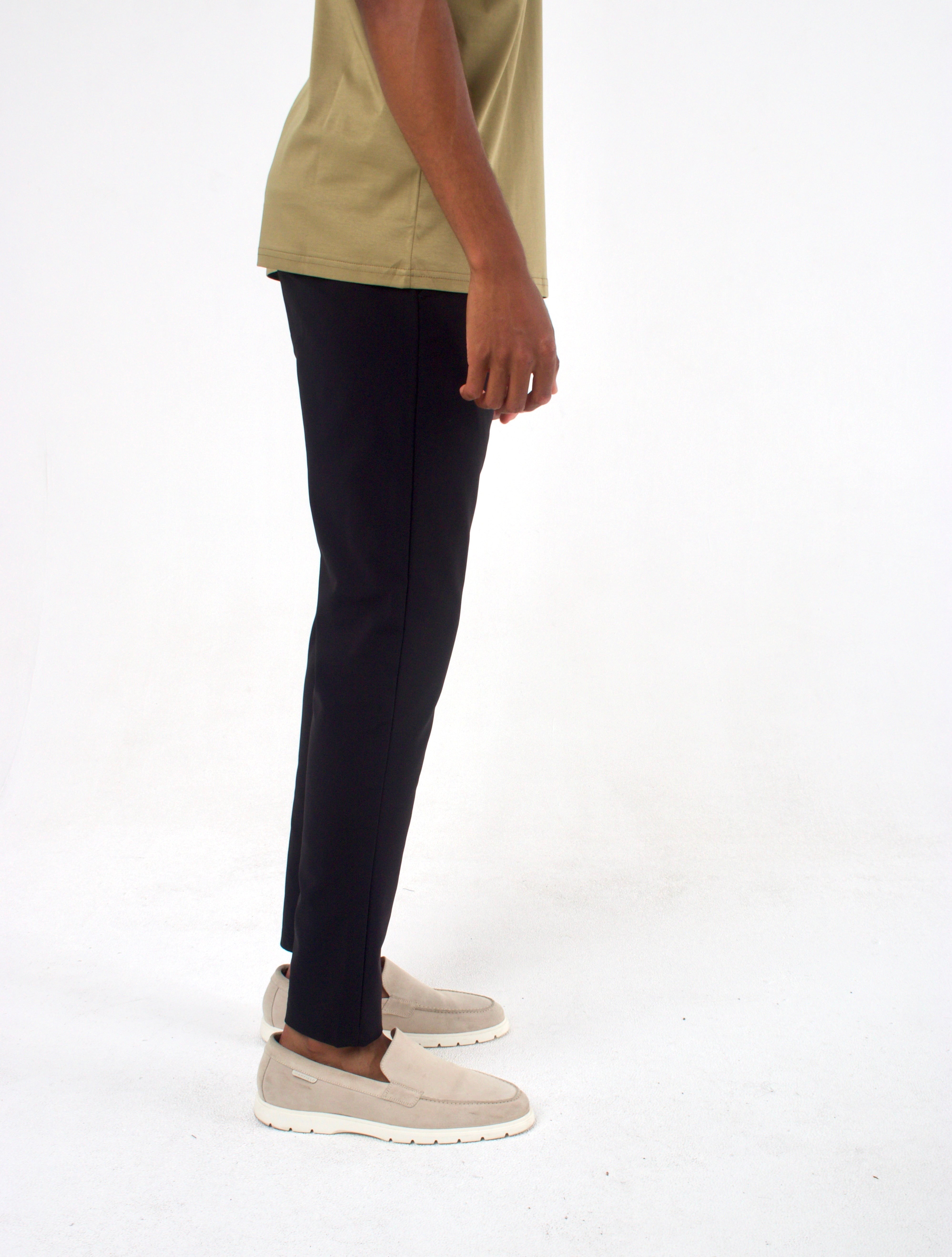 Venix Trousers Black